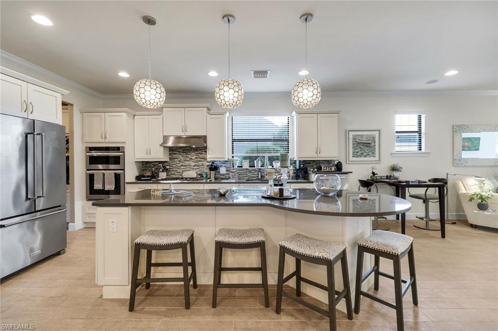 CAMDEN LAKES - Residential