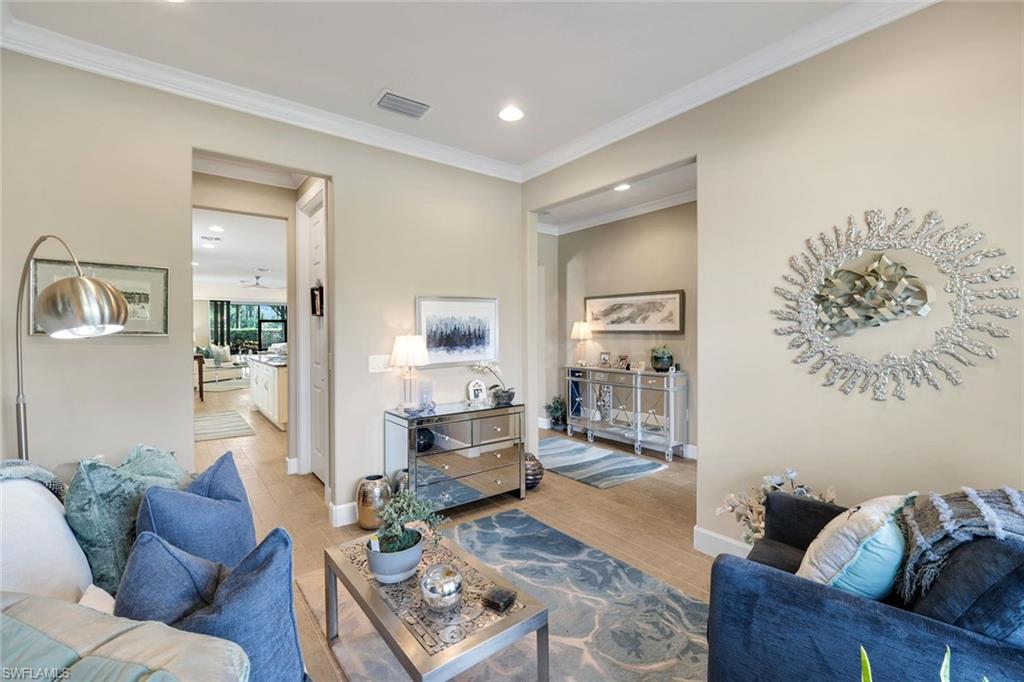 CAMDEN LAKES - Residential