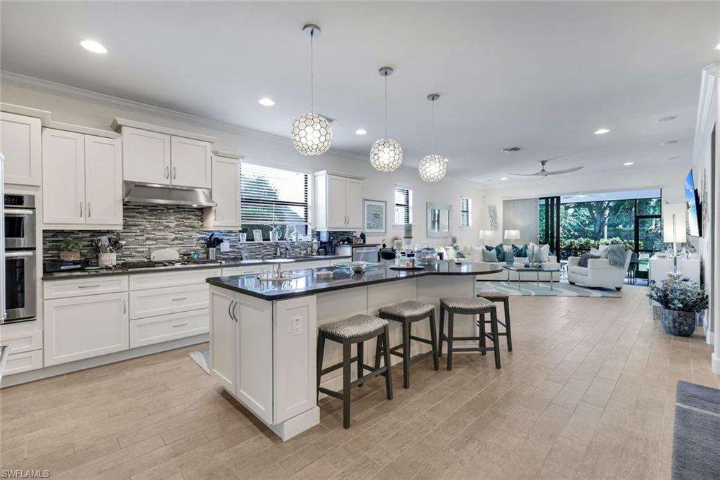 CAMDEN LAKES - Residential