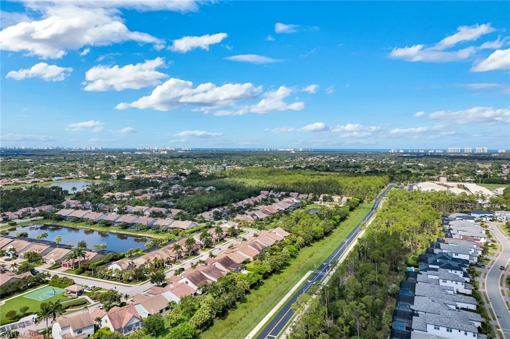 CAMDEN LAKES - Residential