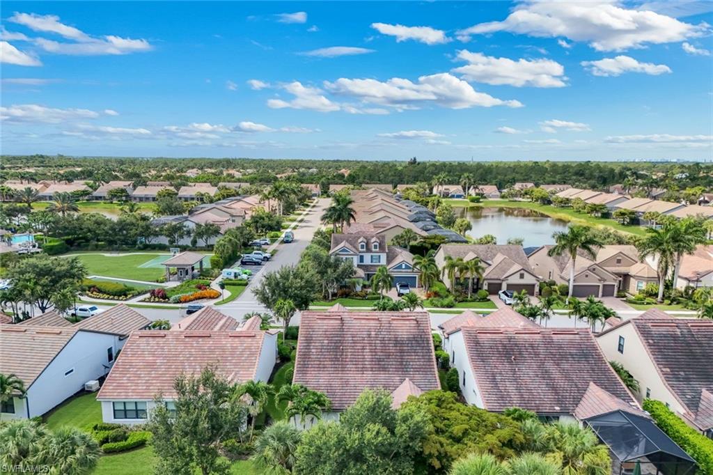 CAMDEN LAKES - Residential