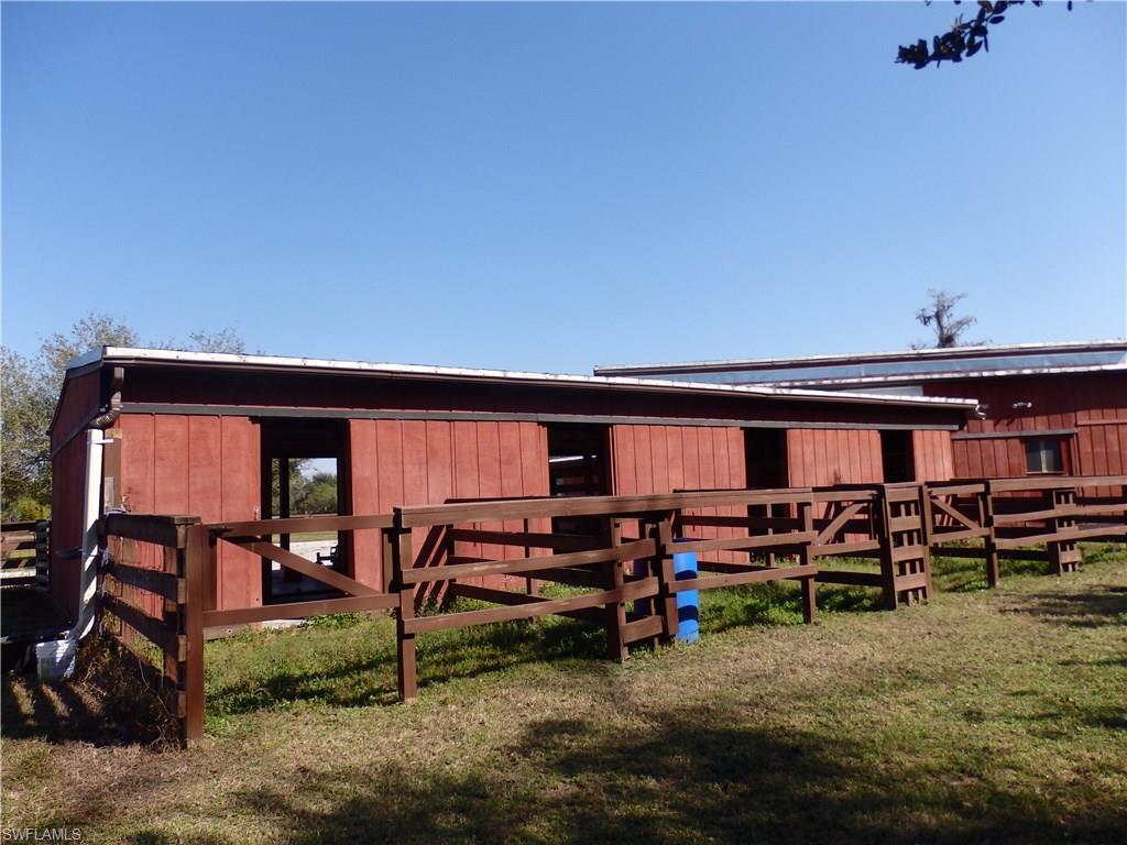 NORTH RIVER ESTATES - Residential