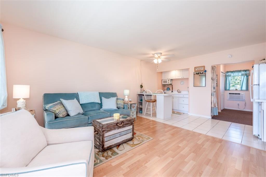 SEABREEZE APTS - Residential