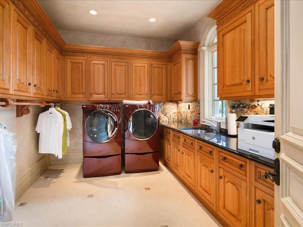 QUAIL WEST - Residential