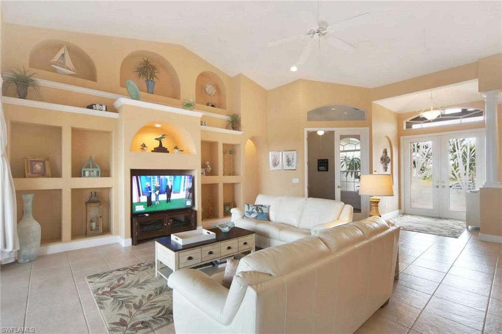 CAPE CORAL - Residential Lease
