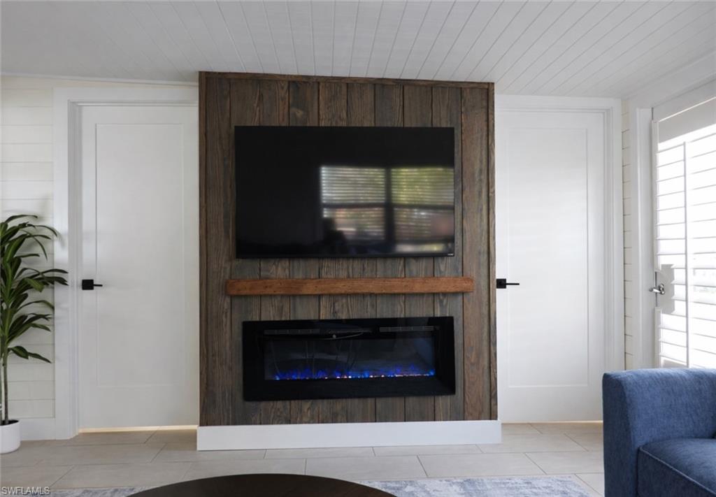 KNIGHTS BOKEELIA ISLE - Residential