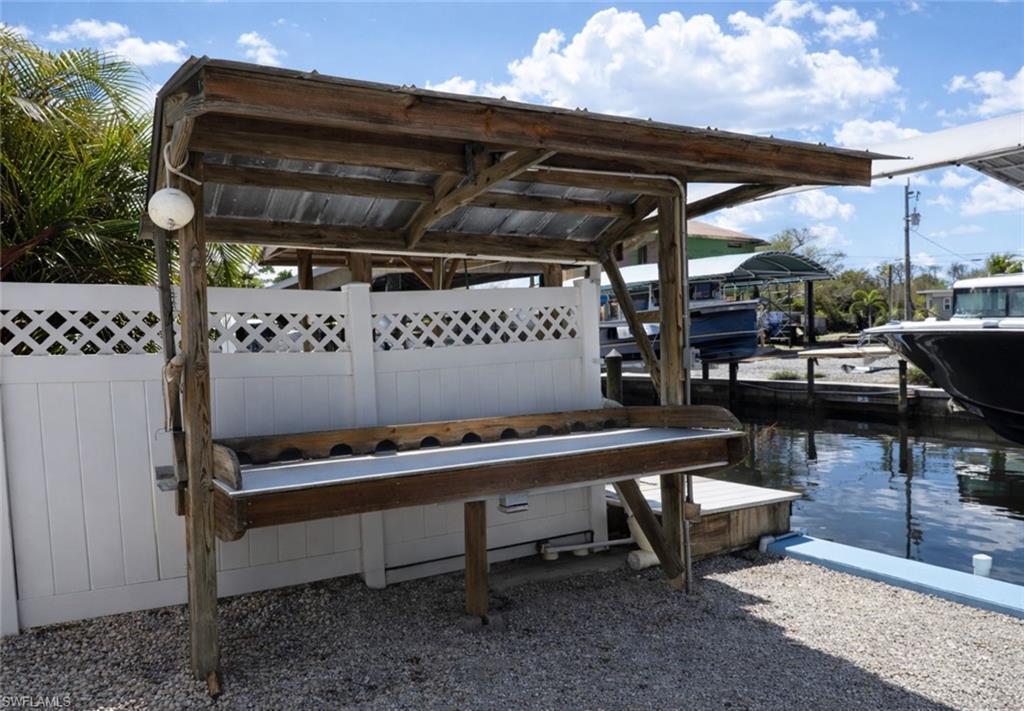 KNIGHTS BOKEELIA ISLE - Residential