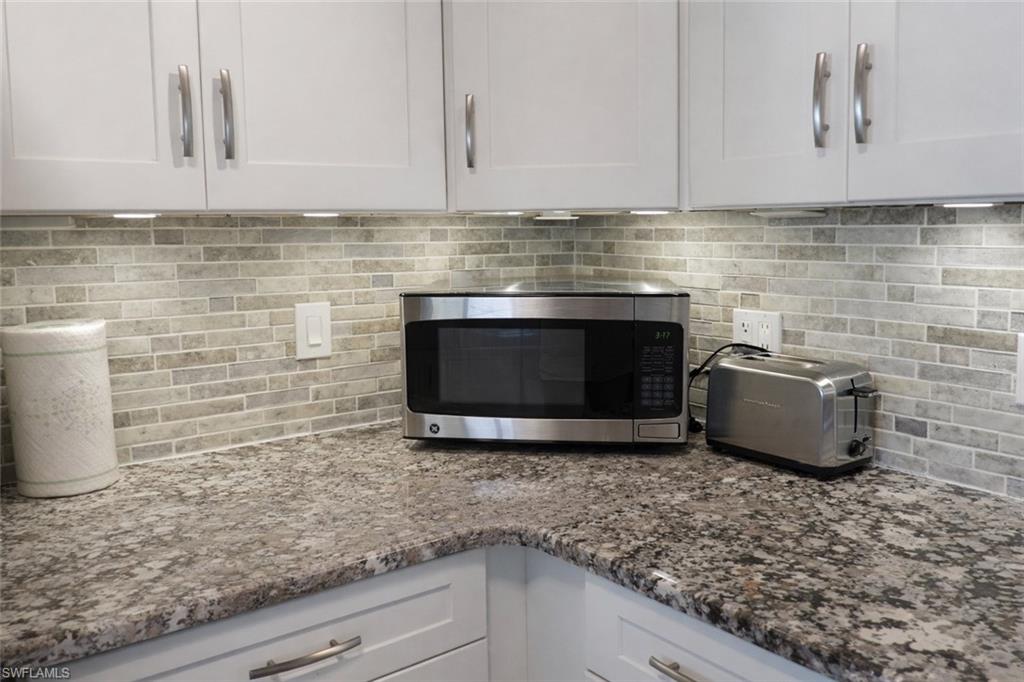 KNIGHTS BOKEELIA ISLE - Residential