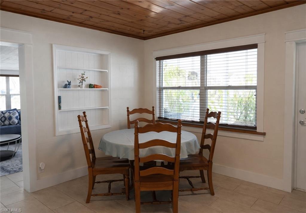 KNIGHTS BOKEELIA ISLE - Residential