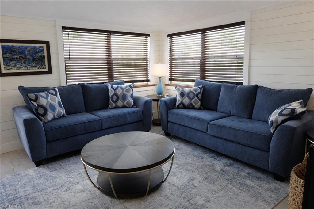 KNIGHTS BOKEELIA ISLE - Residential