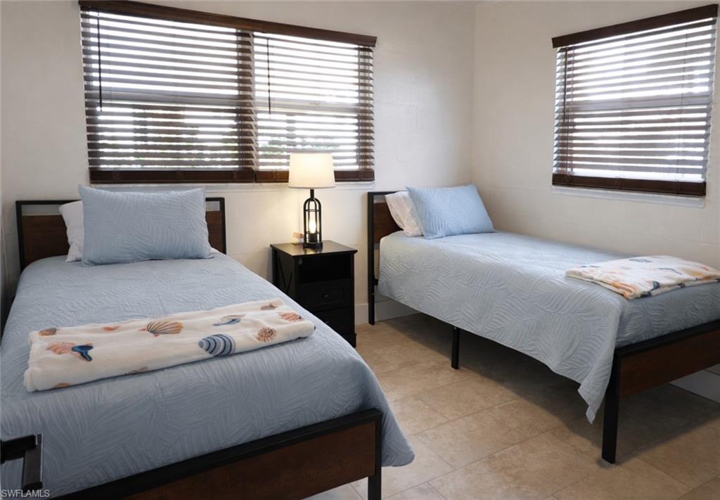 KNIGHTS BOKEELIA ISLE - Residential