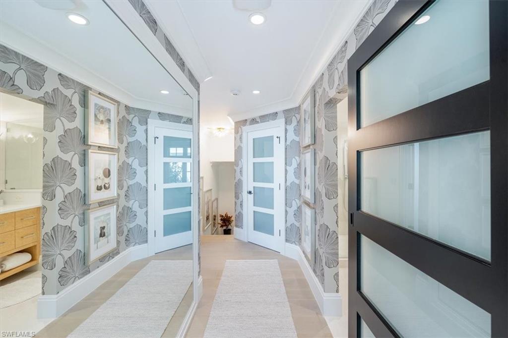 AQUALANE SHORES - Residential
