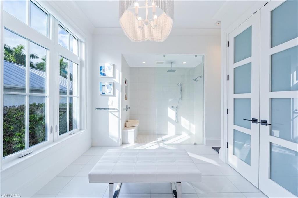 AQUALANE SHORES - Residential