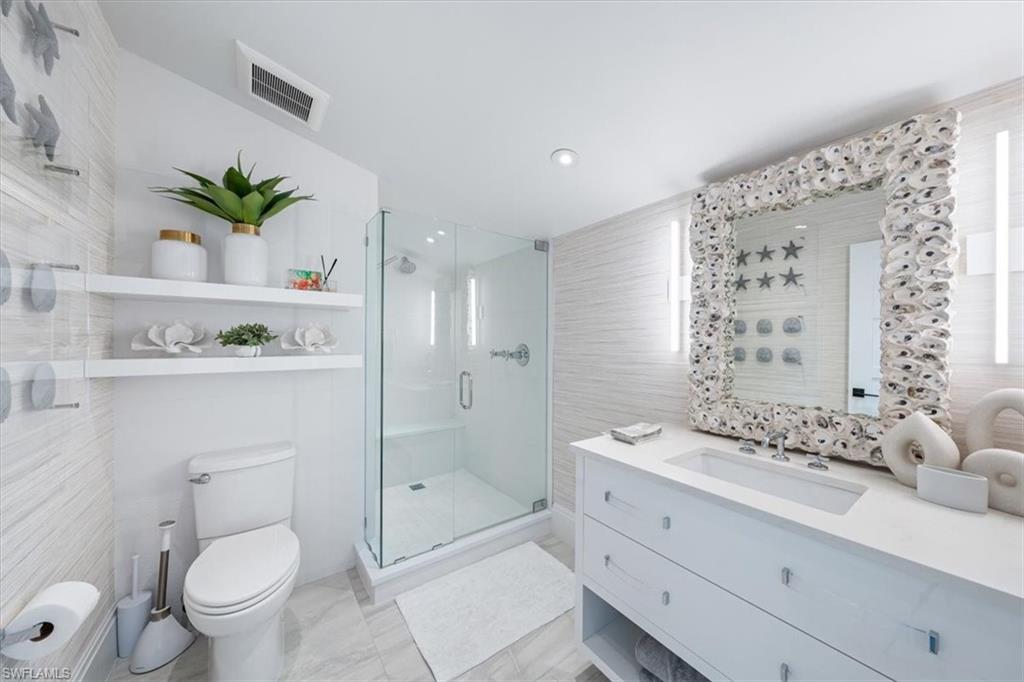 AQUALANE SHORES - Residential