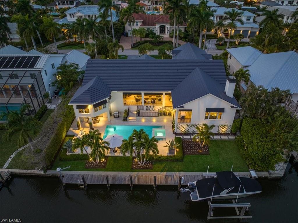 AQUALANE SHORES - Residential