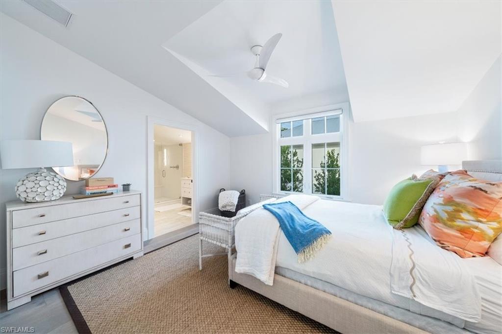 AQUALANE SHORES - Residential