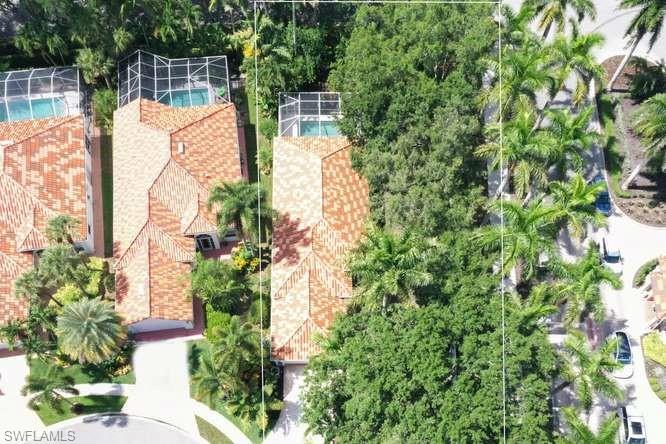 VILLAGE WALK - Residential