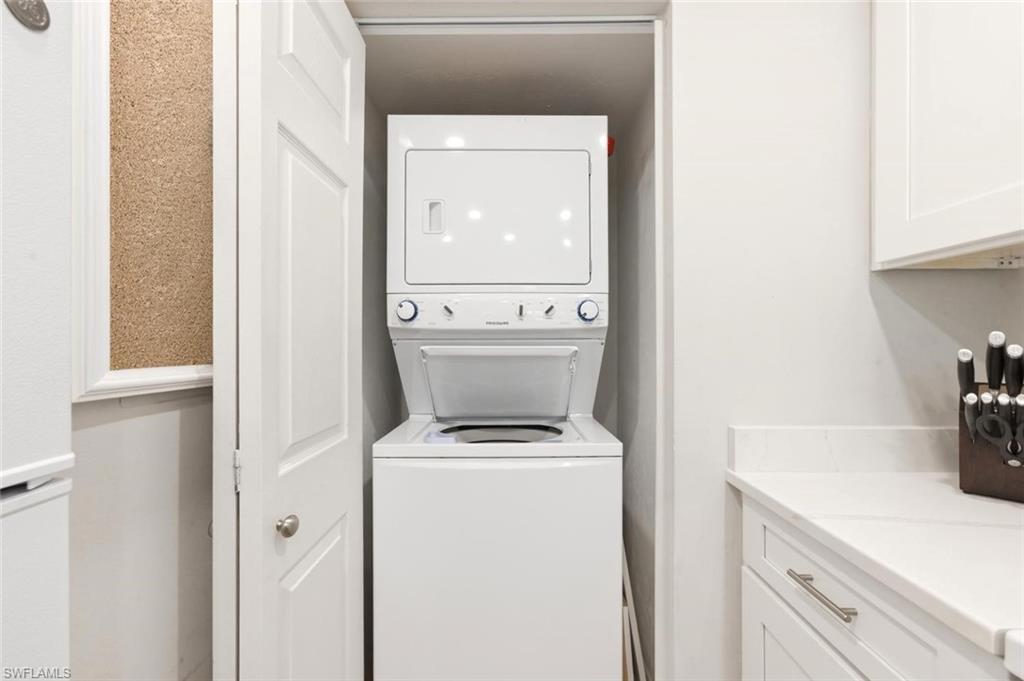 MARINER APTS MARCO ISLAND - Residential