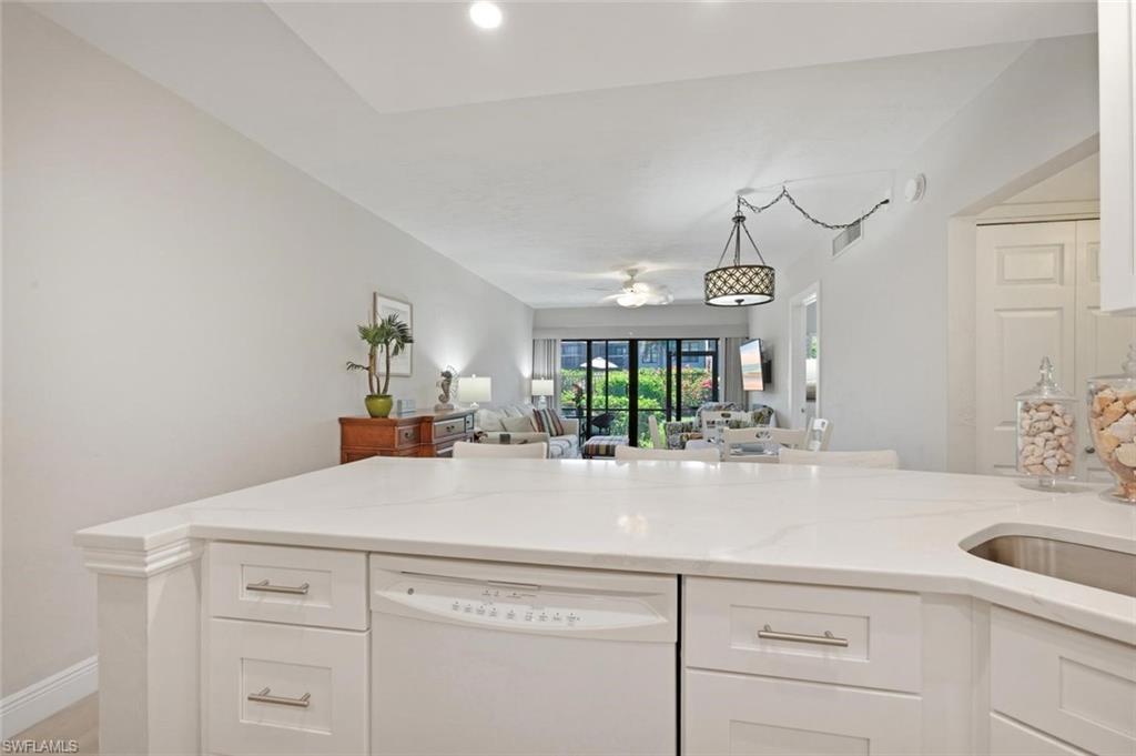 MARINER APTS MARCO ISLAND - Residential