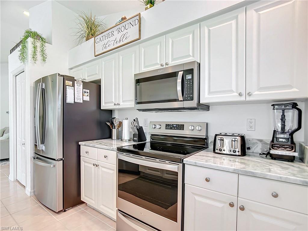 INDIAN WELLS GOLF VILLAS - Residential Lease