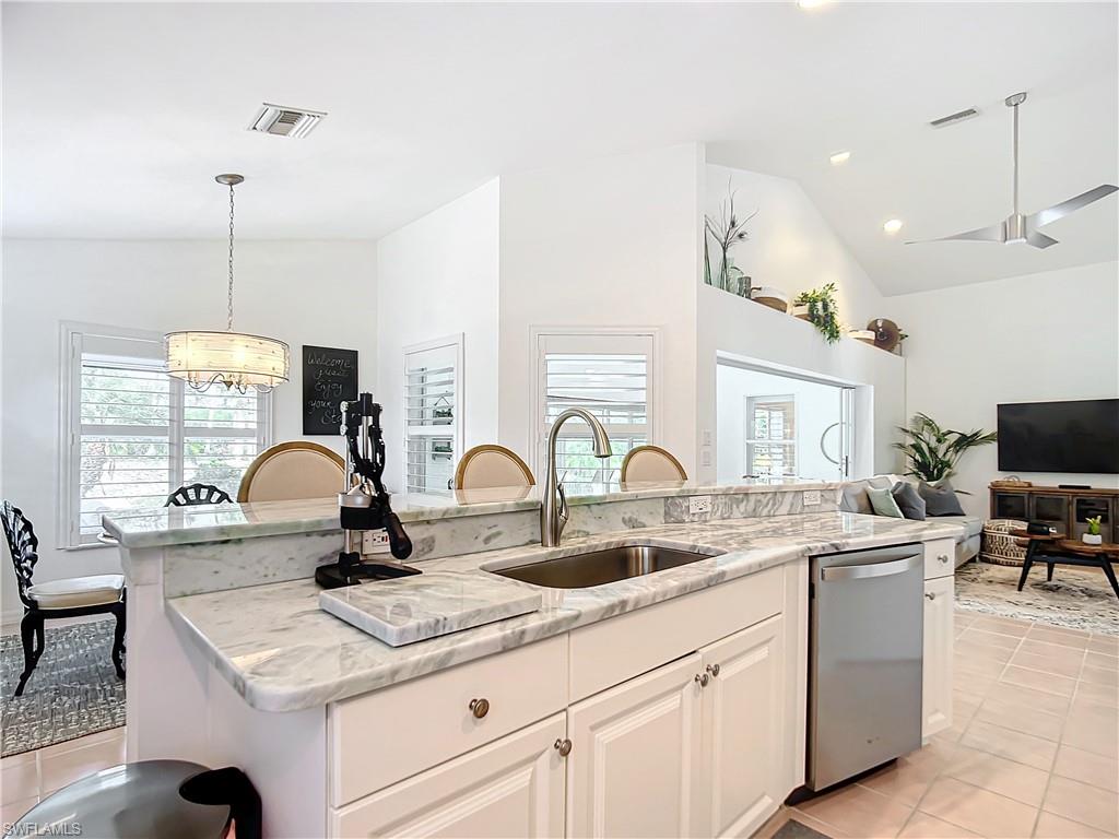 INDIAN WELLS GOLF VILLAS - Residential Lease