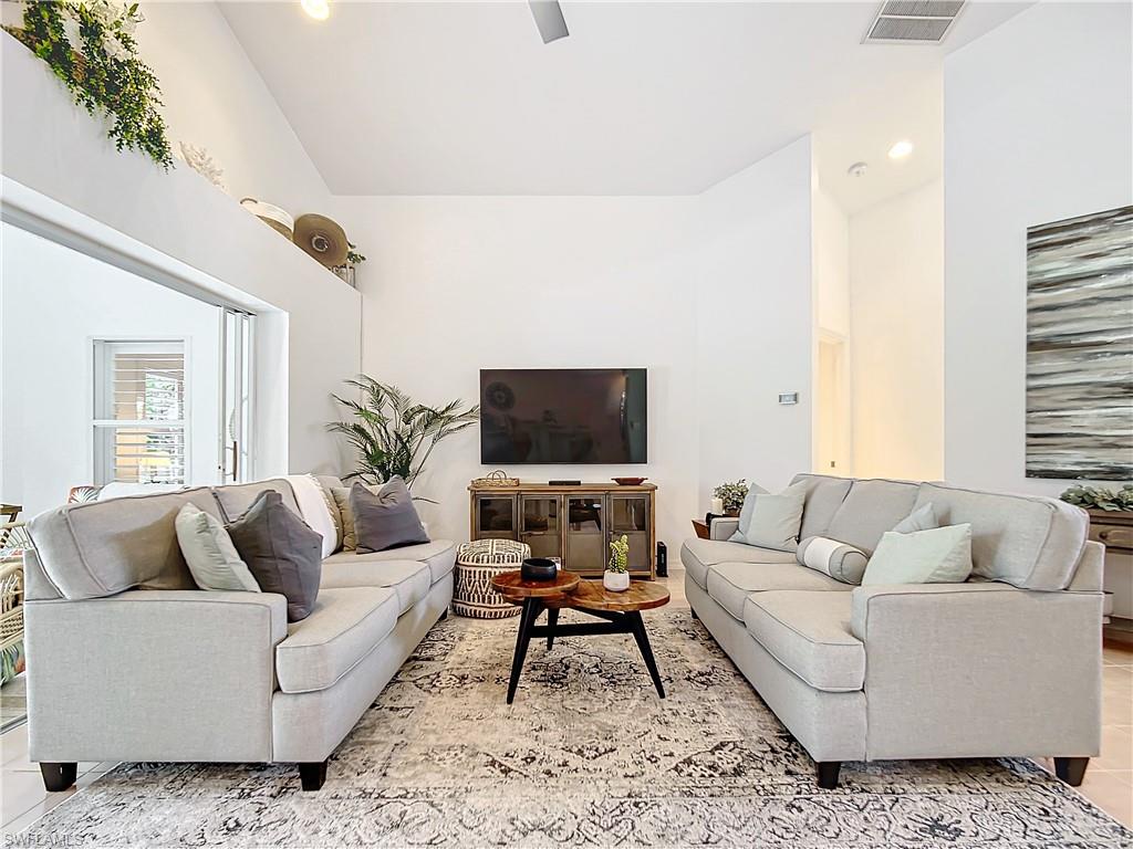 INDIAN WELLS GOLF VILLAS - Residential Lease