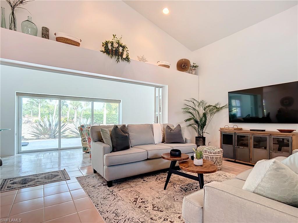 INDIAN WELLS GOLF VILLAS - Residential Lease