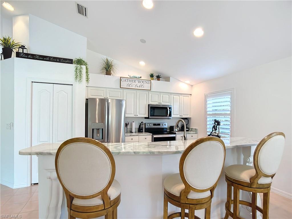 INDIAN WELLS GOLF VILLAS - Residential Lease