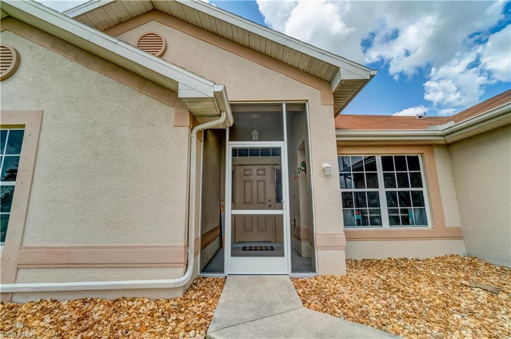 CAPE CORAL - Residential