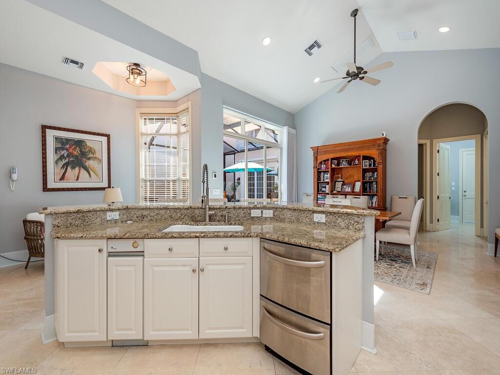 VILLA LA PALMA AT BAY COLONY - Residential