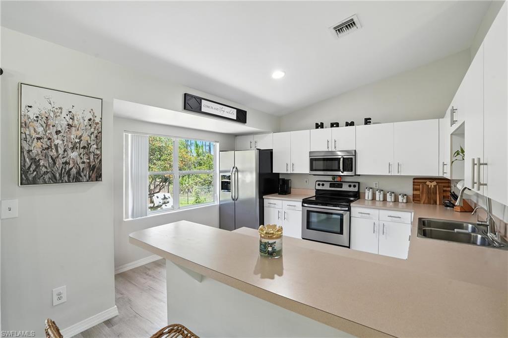 GOLDEN GATE ESTATES - Residential