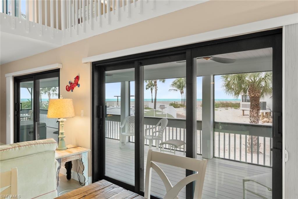 BEACH HOMES - Residential