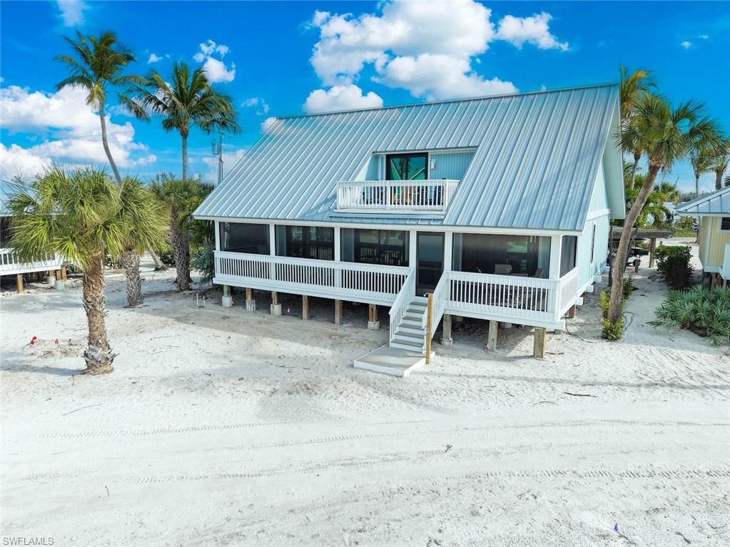 BEACH HOMES - Residential