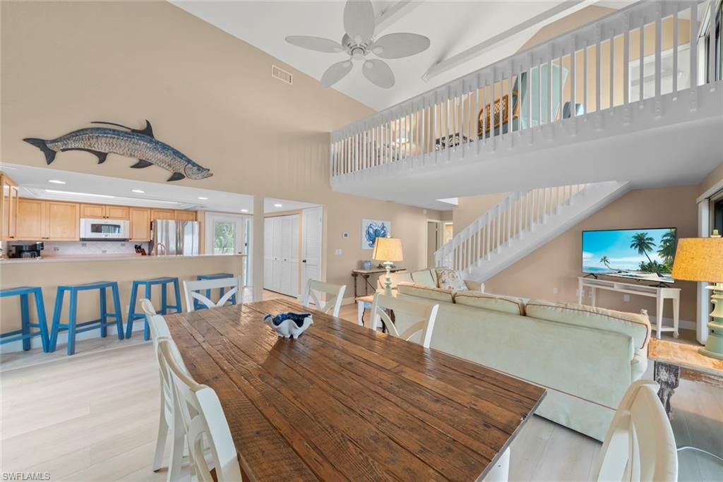 BEACH HOMES - Residential