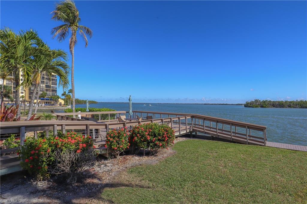 HARBOUR POINTE CONDO - Residential