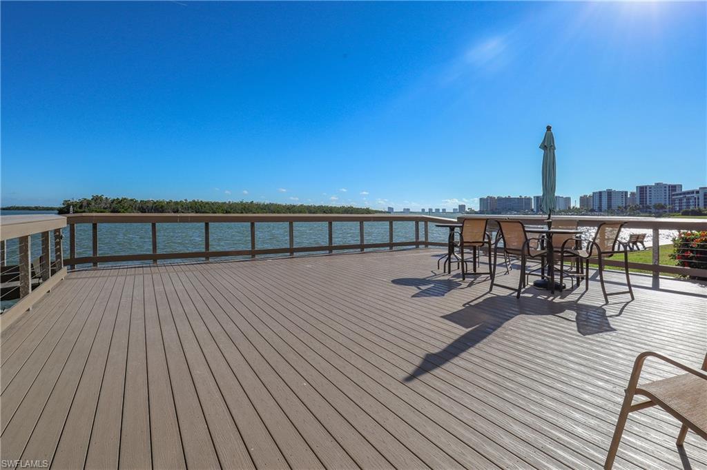 HARBOUR POINTE CONDO - Residential