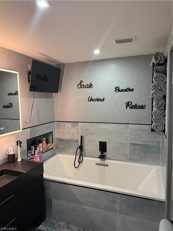 NORTH FORT MYERS - Residential