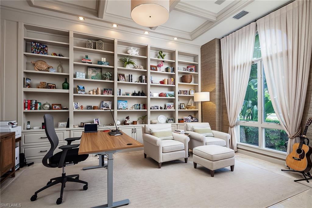 BARRINGTON AT PELICAN BAY - Residential
