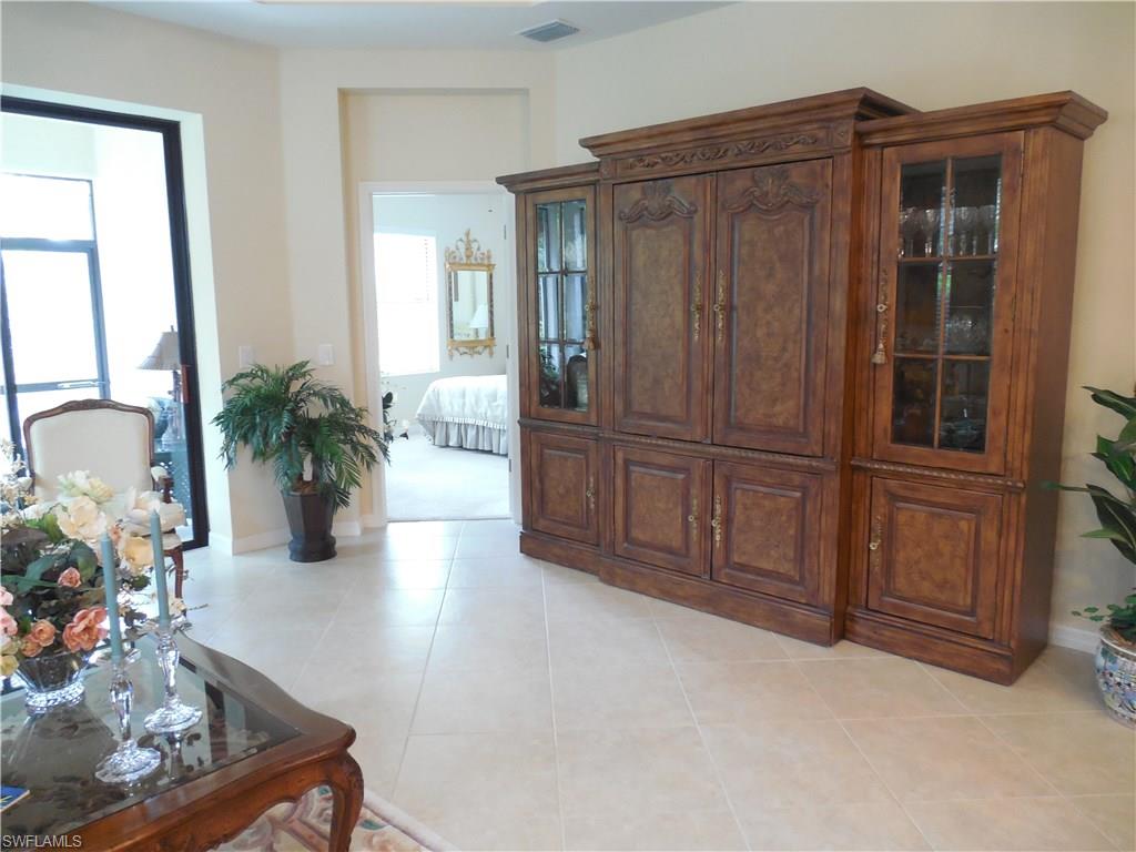VILLA PALMERAS - Residential