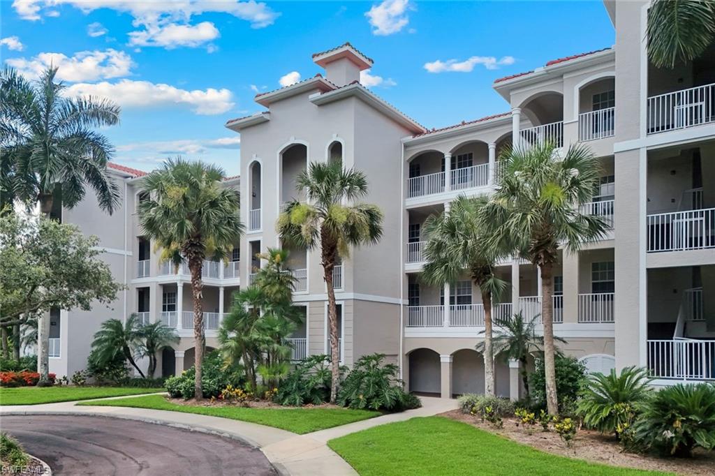 LAKE BARRINGTON - Residential