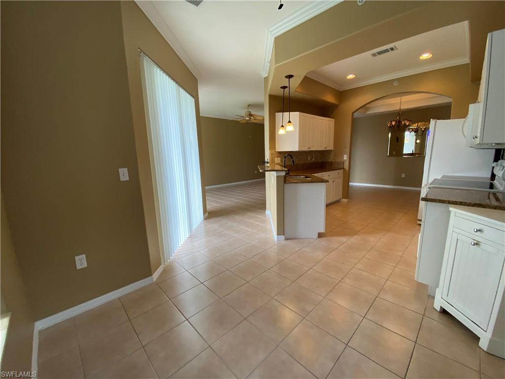 PEBBLE BEACH - Residential Lease