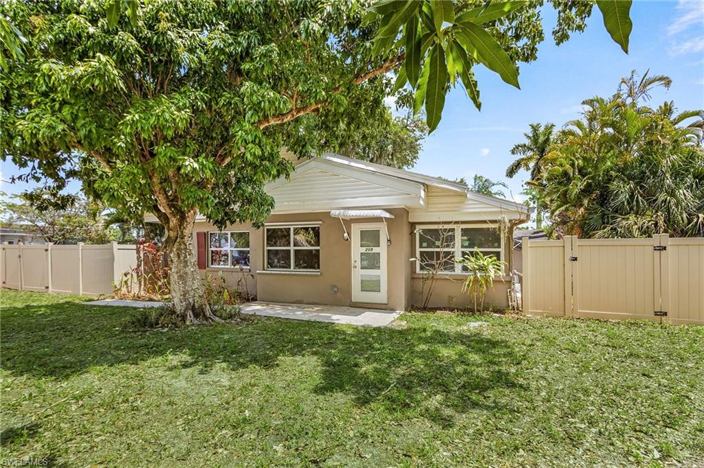 FORT MYERS - Residential