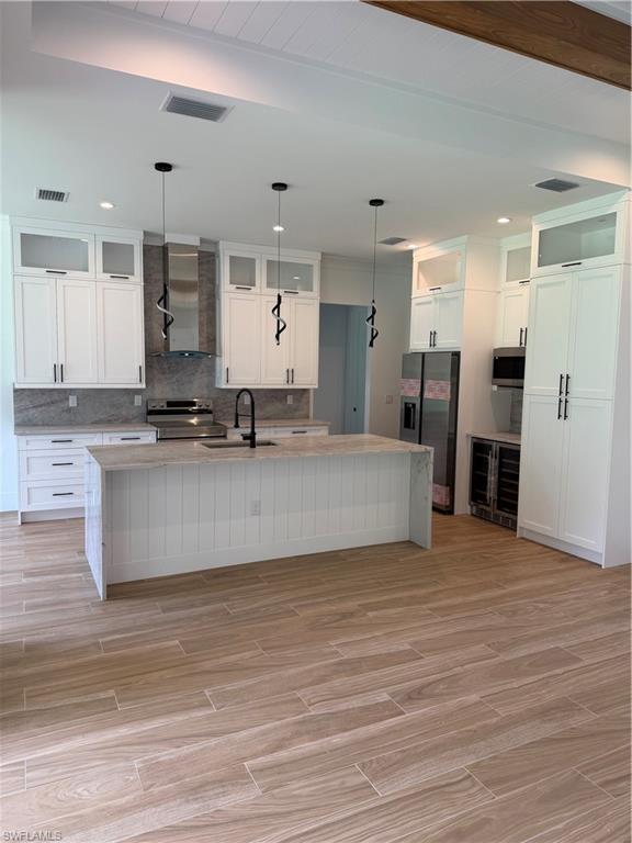 GOLDEN GATE ESTATES - Residential