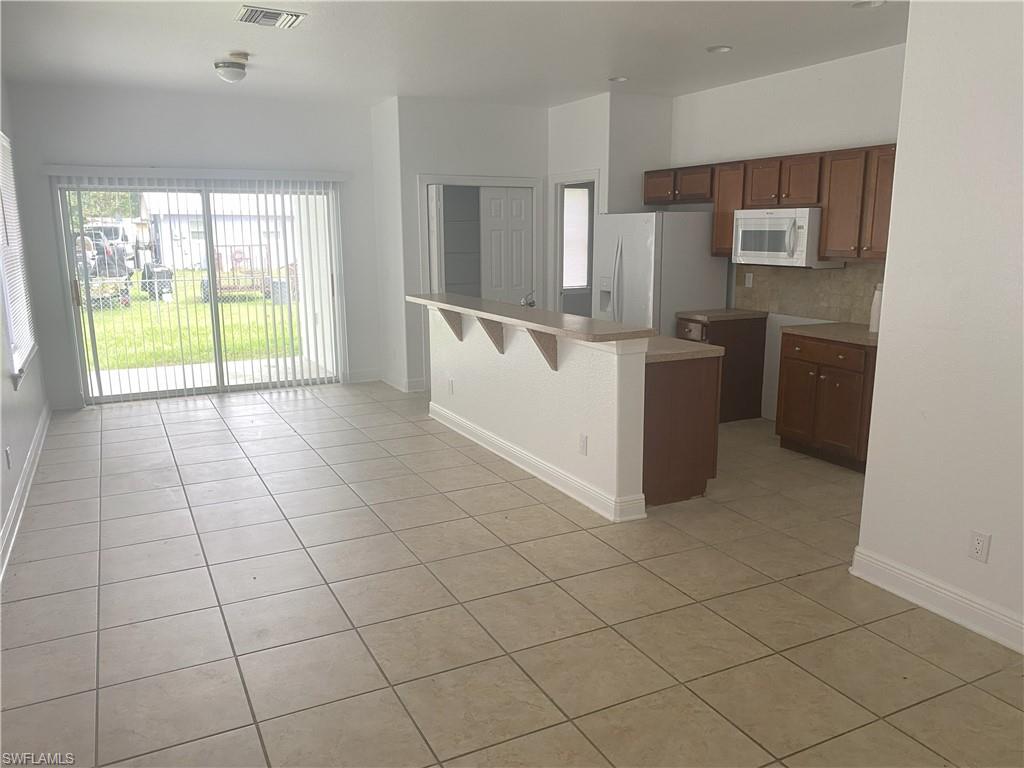 FORT MYERS SHORES - Residential Lease