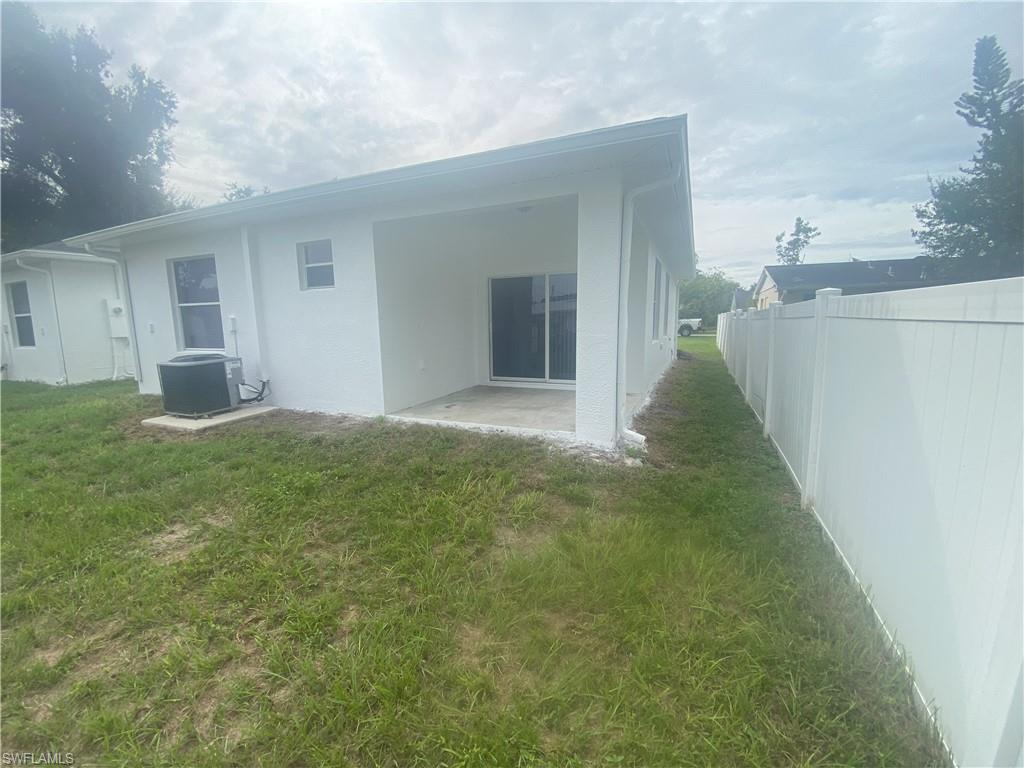 FORT MYERS SHORES - Residential Lease
