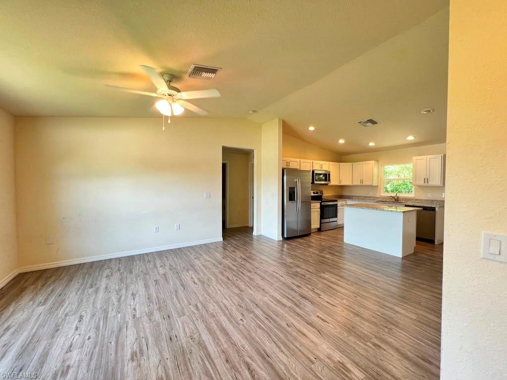 LABELLE - Residential Lease