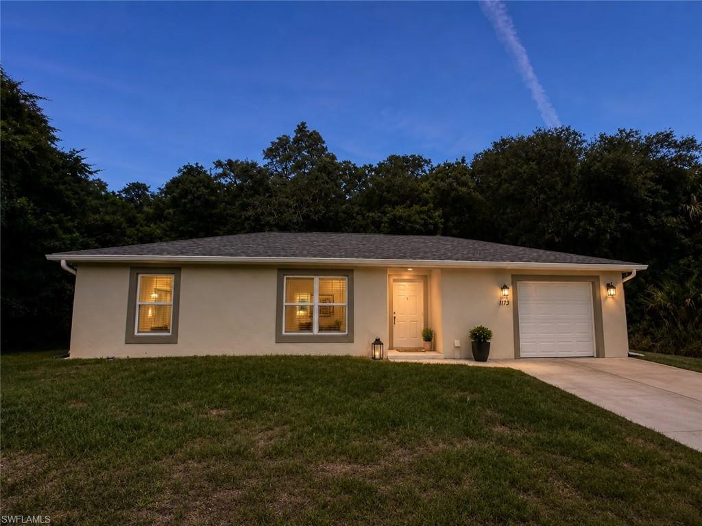 LABELLE - Residential Lease