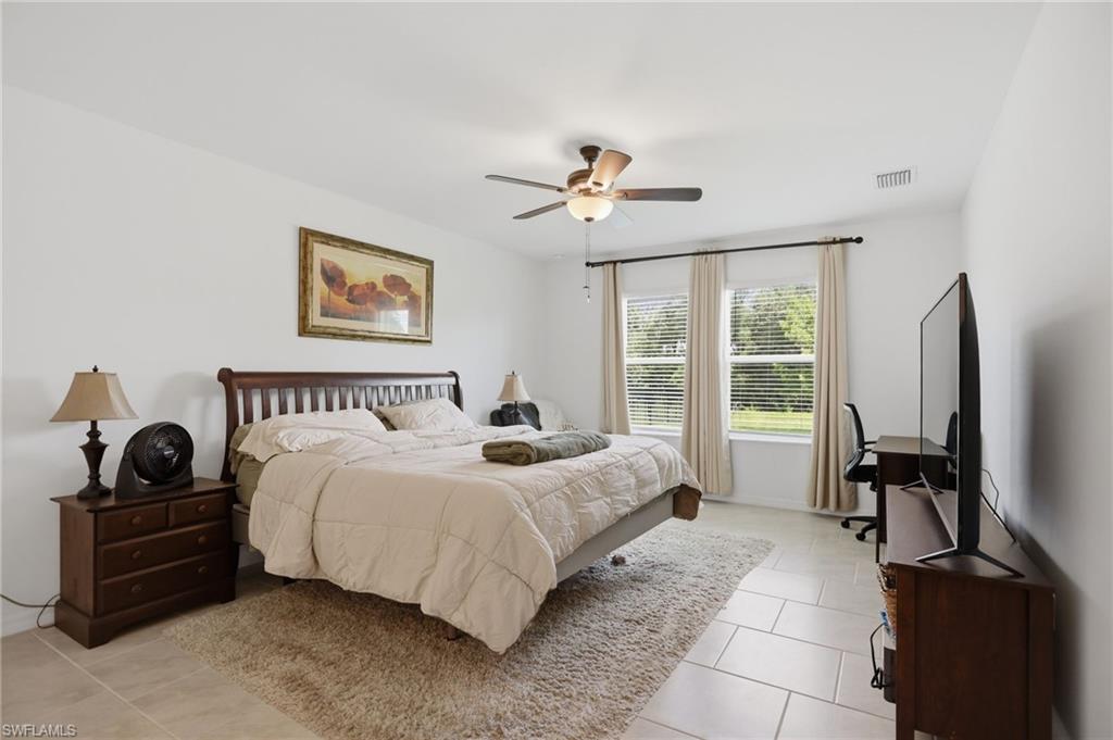SAVANNA LAKES - Residential