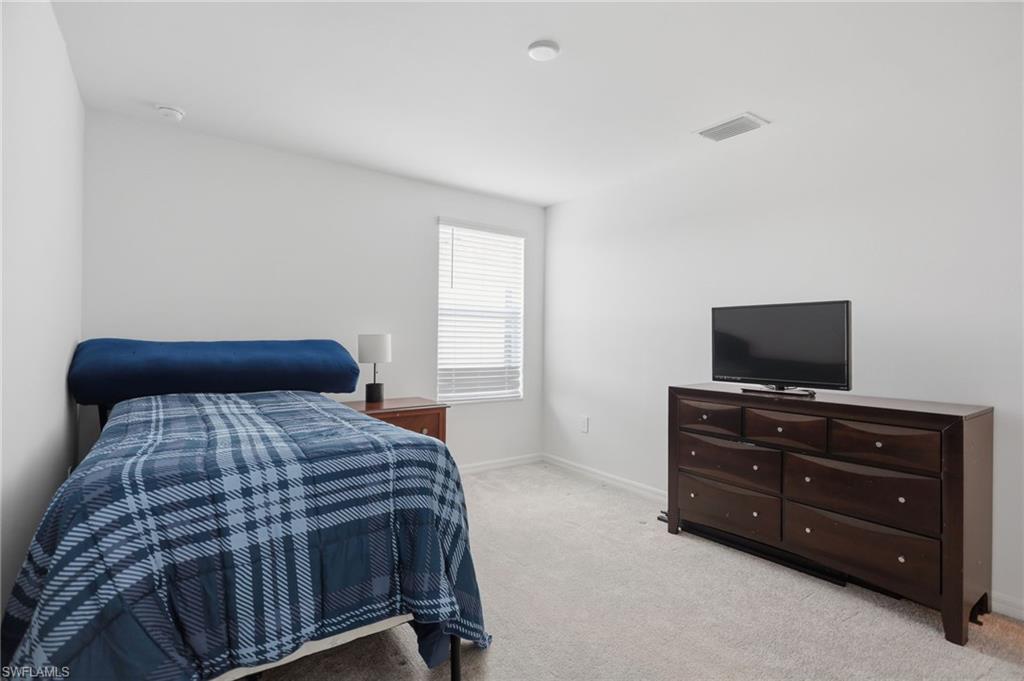 SAVANNA LAKES - Residential