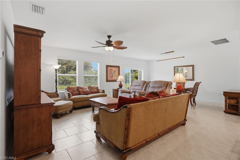 SAVANNA LAKES - Residential